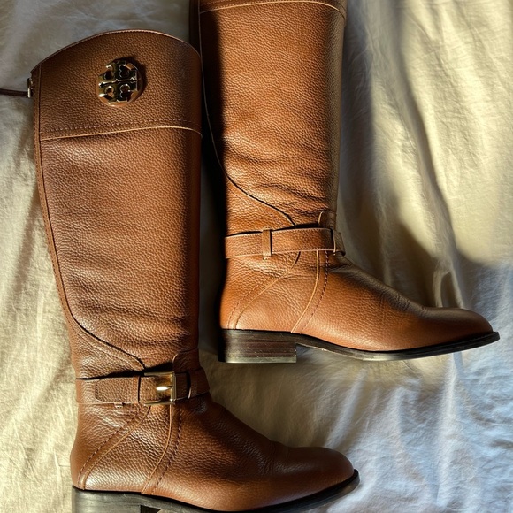 TORY BURCH ADELINE 21MM ALMOND BROWN TUMBLED LEATHER RIDING BOOTS W7 - Picture 2 of 14